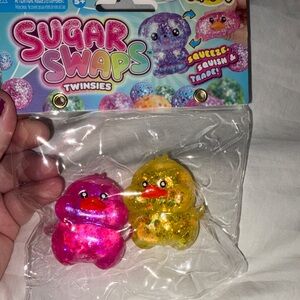 Trendy Brand New Sugar Swaps Baby Chick Glitter Squishies🔥